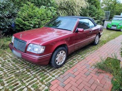 Second-hand Mercedes 200 136 CP (100 kW) 1994 Roșu Cabrio