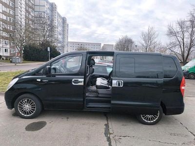 Gebraucht Hyundai H-1 Premium 170 PS (125 kW) 2012 Schwarz Van / Kleinbus