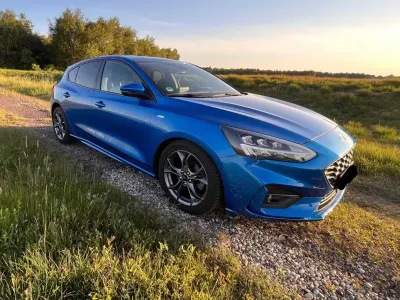 Gebraucht Ford Focus ST-Line 125 PS (91 kW) 2018 Blau Limousine