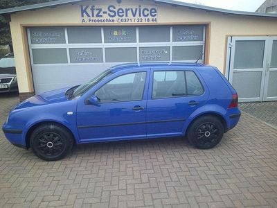 Gebraucht VW Golf IV Edition 75 PS (55 kW) 2000 Blau Limousine