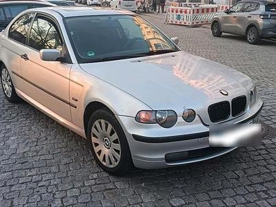 Gebraucht BMW 316 117 PS (86 kW) 2004 Silber Coupé