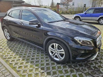 gebraucht Mercedes GLA180 GLA 1807G-DCT Style