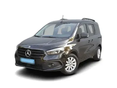 Używany Mercedes Citan 110 95 KM (69 kW) 2021 Czarny Kombi