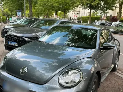 Gebraucht VW Beetle Cup 105 PS (77 kW) 2014 Grau Kleinwagen