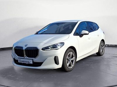 Gebraucht BMW 216 Active Tourer Efficient Dynamics 122 PS (89 kW) 2024 Weiß Van / Kleinbus