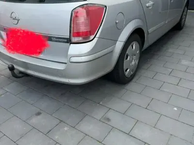 Second-hand Opel Astra 110 CP (80 kW) 2006 Gri Break