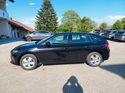 Neu Skoda Scala 116 PS (85 kW) 2026 Schwarzmetallic Kleinwagen