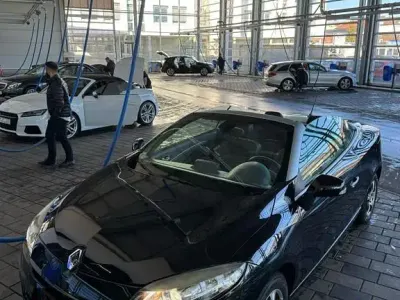 Gebraucht Renault Mégane Cabriolet Luxe 131 PS (96 kW) 2011 Schwarz Cabrio