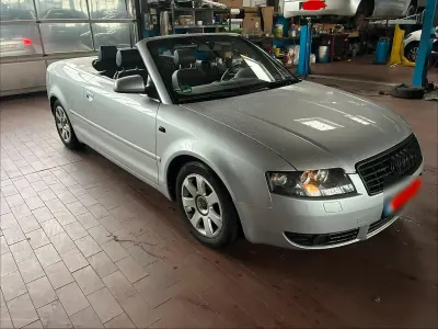 Gebraucht Audi A4 Cabriolet 163 PS (119 kW) 2004 Silber Cabrio