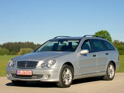 Gebraucht Mercedes C220 150 PS (110 kW) 2006 Silber Kombi