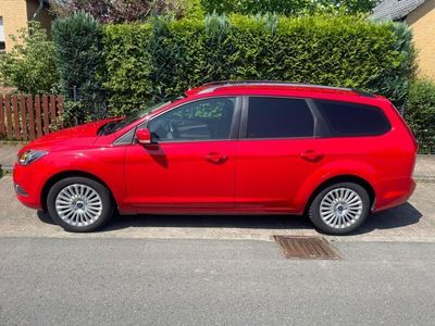 Usata Ford Focus Titanium 136 CV (100 kW) 2009 Rosso Station wagon
