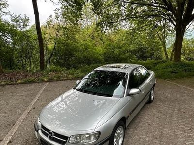 Opel Omega