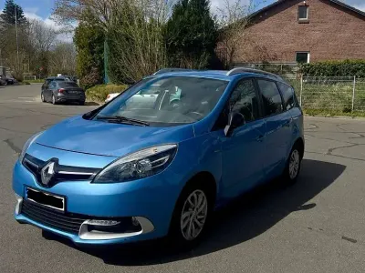 Occasion Renault Grand Scénic III Bose Edition 110 ch (80 kW) 2015 Bleue Monospace