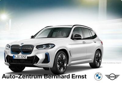 Gebraucht BMW iX3 Sport Line 210 kW (286 PS) 2023 Weiß SUV
