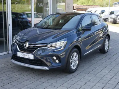 Gebraucht Renault Captur Intens 101 PS (74 kW) 2021 Blue rpe + black gne SUV