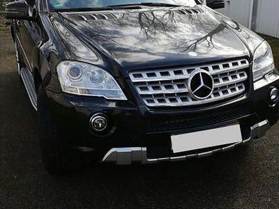 Gebraucht Mercedes ML350 AMG 231 PS (169 kW) 2010 Schwarz SUV