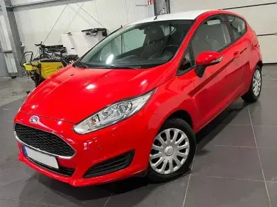 Gebraucht Ford Fiesta 80 PS (58 kW) 2016 Rot Kleinwagen