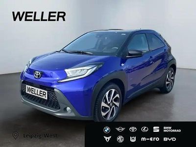 Second-hand Toyota Aygo 72 CP (52 kW) 2023 Albastru Hatchback