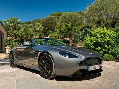 Aston Martin V12 Vantage