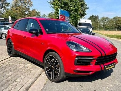 Rot Gebraucht 2021 Porsche Cayenne SUV | 59.990 € (Fairer Preis)