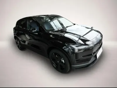Neu Volvo EX30 Plus 200 kW (272 PS) 2026 Manufacturer SUV