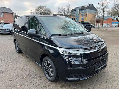 Neu VW Multivan Style 150 PS (110 kW) 2025 Schwarz Van