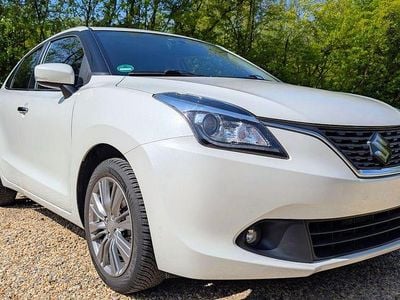 Usado Suzuki Baleno Comfort 111 HP (81 kW) 2018 Branco Citadino