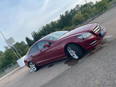 Gebraucht Mercedes CLS350 306 PS (225 kW) 2012 Rot Limousine
