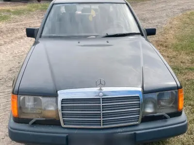 Gebraucht Mercedes 300 109 PS (80 kW) 1988 Limousine