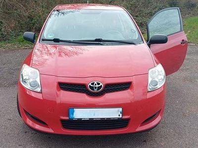 Gebraucht Toyota Auris Luna 97 PS (71 kW) 2008 Rot Kleinwagen