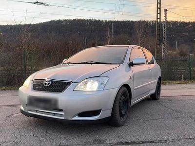 Usado Toyota Corolla 97 HP (71 kW) 2004 Prateado Citadino