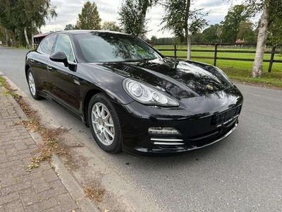 Porsche Panamera 4S