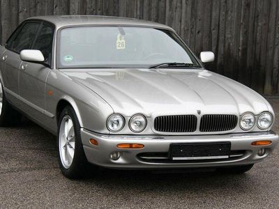 Silber metallic Gebraucht 1999 Jaguar XJ Executive Limousine | 19.999 €