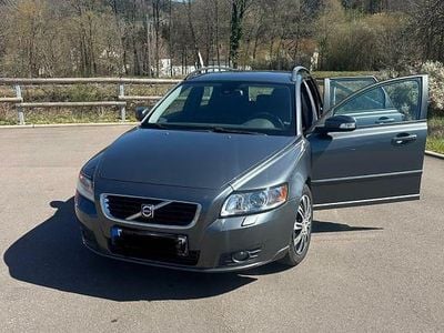 Gebraucht Volvo V50 Summum 136 PS (100 kW) 2009 Grau Kombi