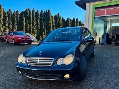 Gebraucht Mercedes C220 150 PS (110 kW) 2005 Schwarz Limousine
