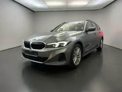 Usata BMW 320 Shadowline 190 CV (139 kW) 2023 Grigio Station wagon