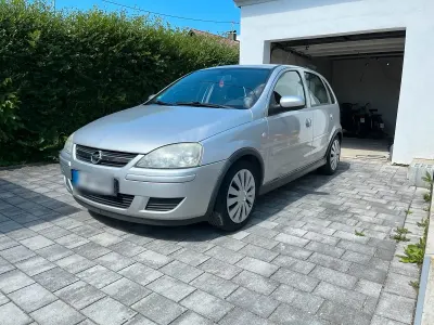 Gebraucht Opel Corsa 80 PS (58 kW) 2005 Silber Kleinwagen