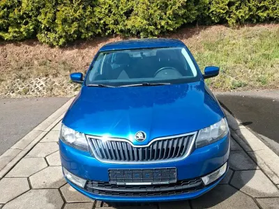 Gebraucht Skoda Rapid 105 PS (77 kW) 2014 Blau Kleinwagen