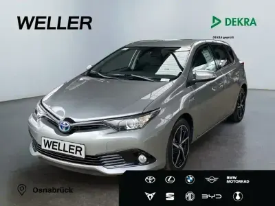Gebraucht Toyota Auris Hybrid Team 136 PS (100 kW) 2018 Grau Limousine