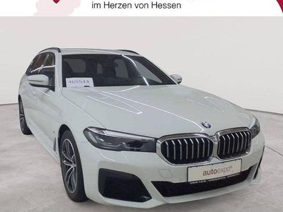 Gebraucht BMW 520 M Sport 190 PS (139 kW) 2022 Alpinweiß Kombi