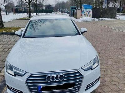 Weiß Gebraucht 2018 Audi A4 Kombi | 18.500 € (Guter Preis)