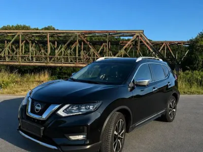 Gebraucht Nissan X-Trail 177 PS (130 kW) 2018 Schwarz SUV