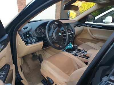 gebraucht BMW X4 xDrive.