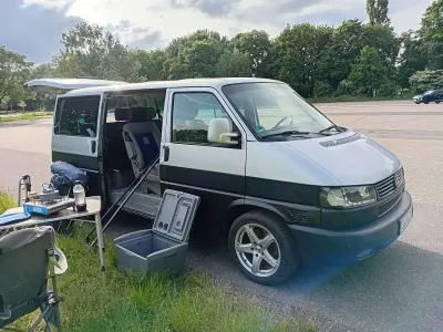 Gebraucht VW Caravelle 151 PS (111 kW) 2001 Silber Van