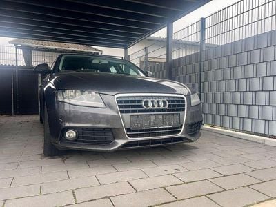 Grau Gebraucht 2008 Audi A4 Ambiente Limousine | 4.500 € (Guter Preis)