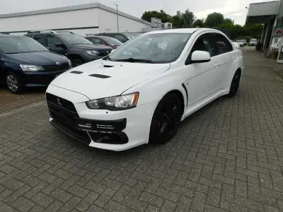 Gebraucht Mitsubishi Lancer Evolution 295 PS (216 kW) 2010 Andenweiß Limousine
