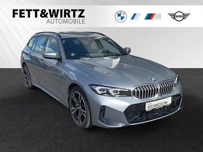 Gebraucht BMW 330 M Sport 245 PS (180 kW) 2024 Skyscraper grau metallic Kombi