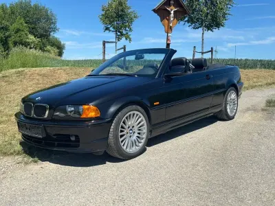 Gebraucht BMW 318 Cabriolet 143 PS (105 kW) 2003 Schwarz Cabrio