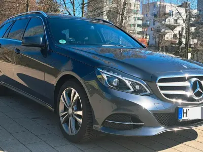 Gebraucht Mercedes 220 Avantgarde 170 PS (125 kW) 2015 Grau Kombi