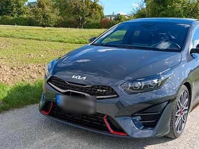 Gebraucht Kia ProCeed Turbo 204 PS (150 kW) 2022 Grau Kombi